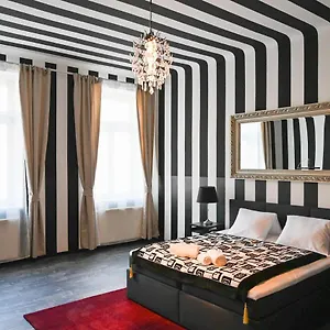 Spacy Schönbrunn Apartment