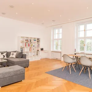 Parkview Alsergrund Apartment