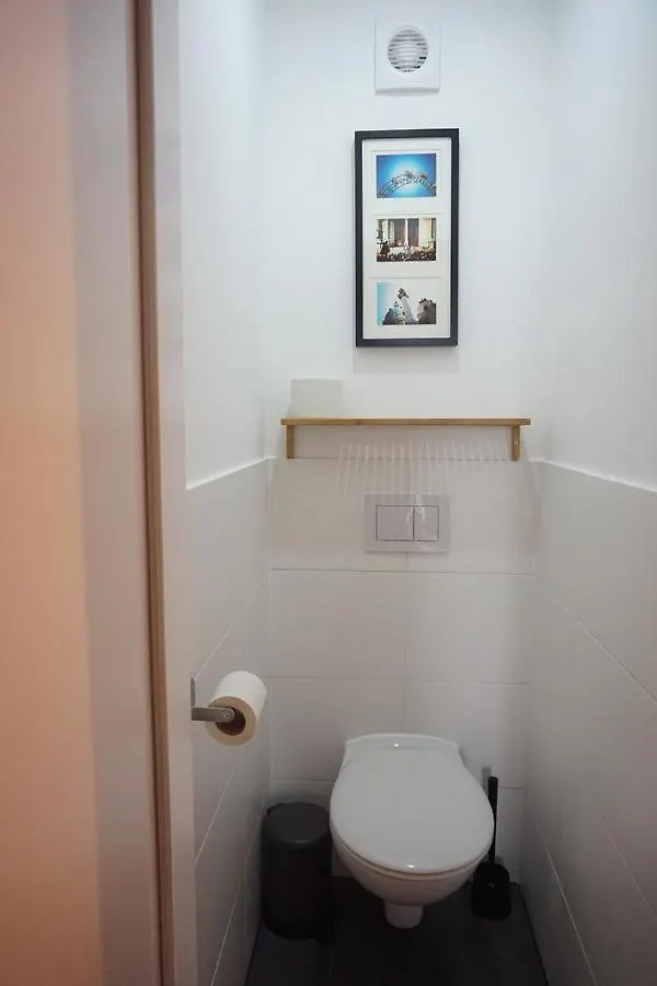 Maris Studio-Apartment Viena 0*,  Austria