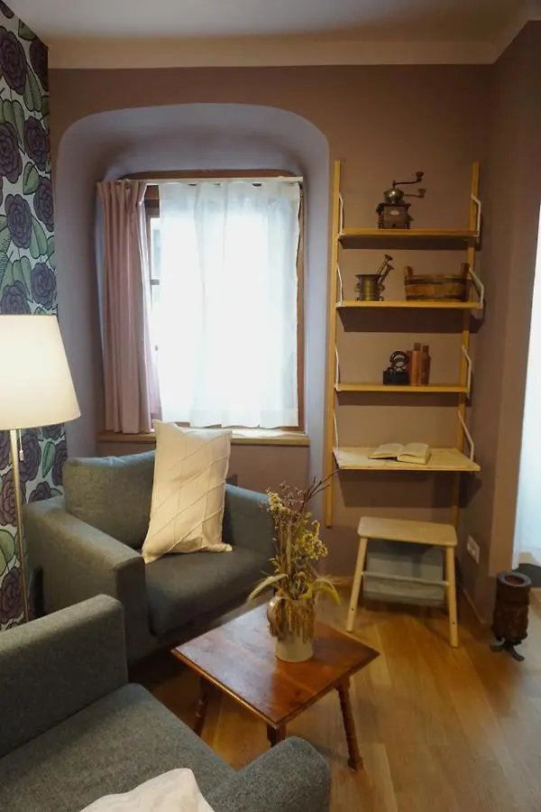 Maris Studio-Apartment Viena 0*,